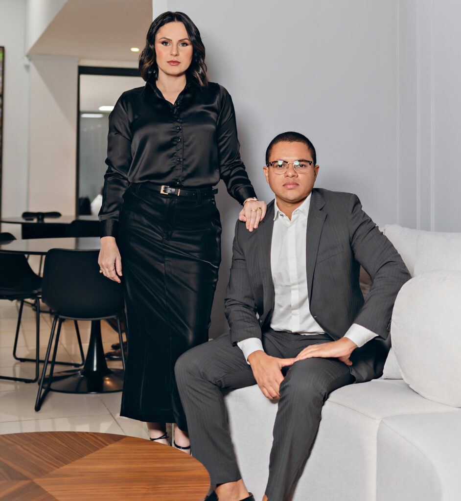 Dra. Núbia Citty e Dr. Eduardo Leite no escritório